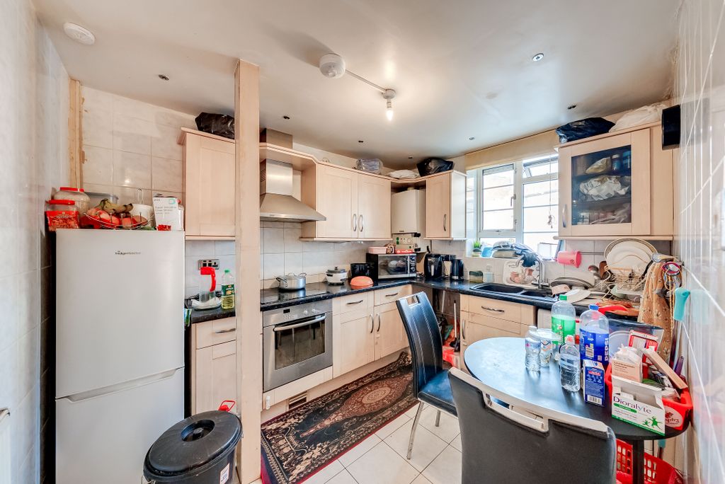 Property photo 2 of 19 A7S05721Hdr