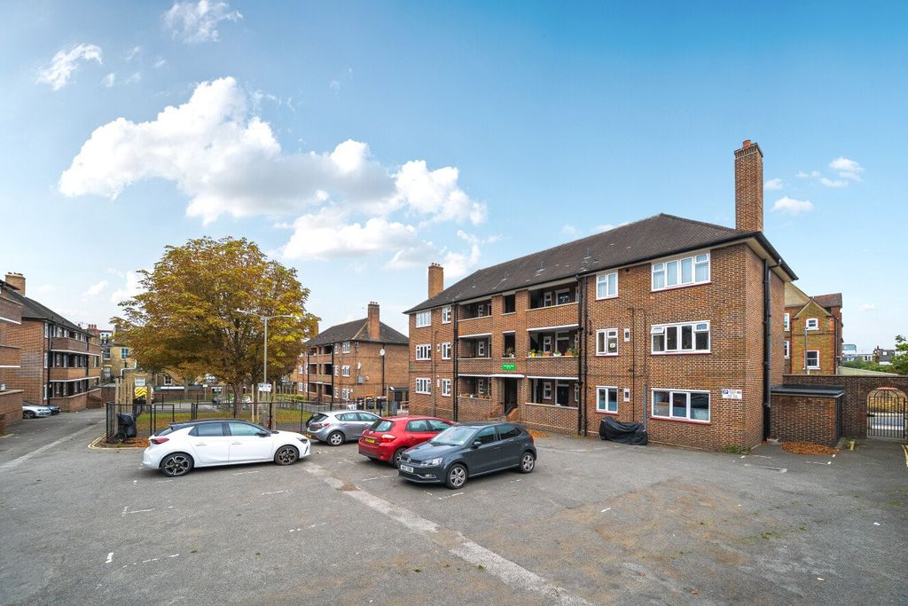 Property photo 1 of 12 Picture No. 03