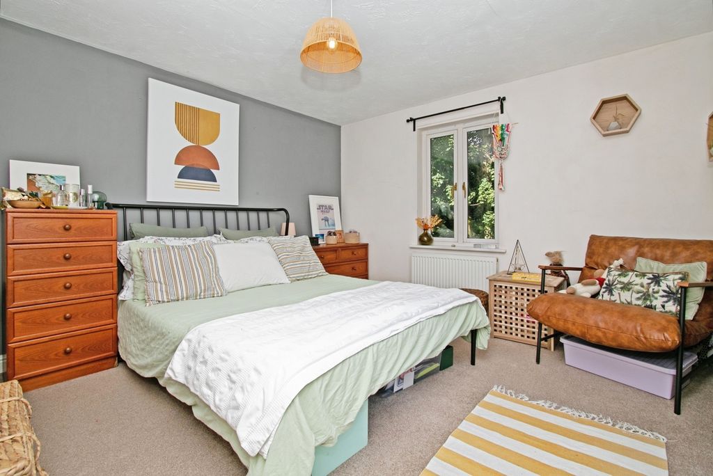 Additional image 12 of 2 bed flat for saleCalver Close, Penryn, Cornwall TR10