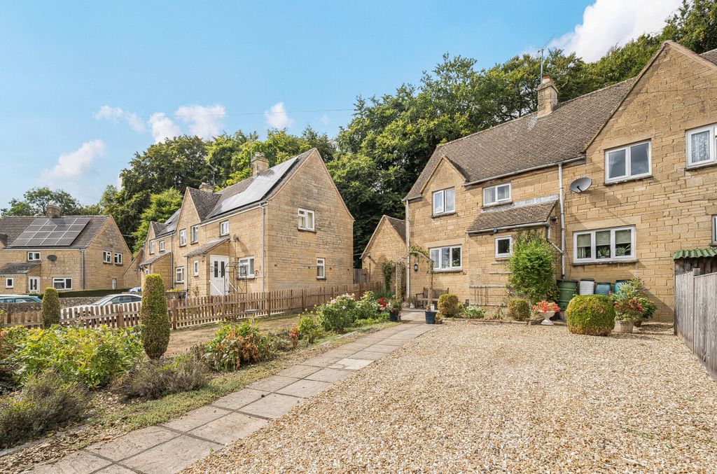 Property photo 2 of 23 1344629-2-68B0774...