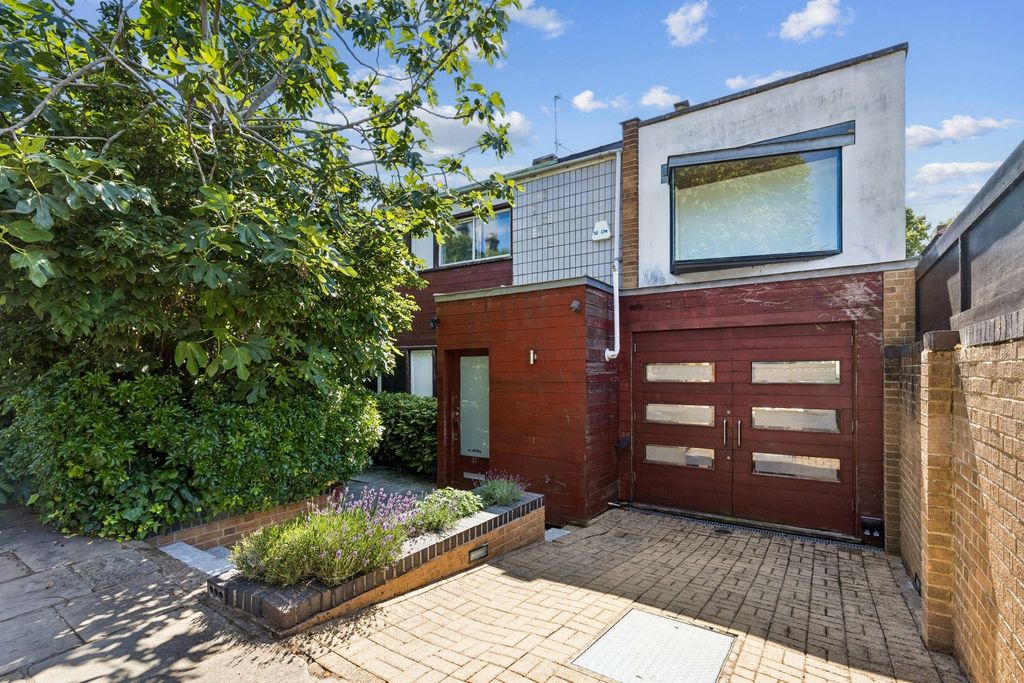Property photo 1 of 23 Picture No. 45