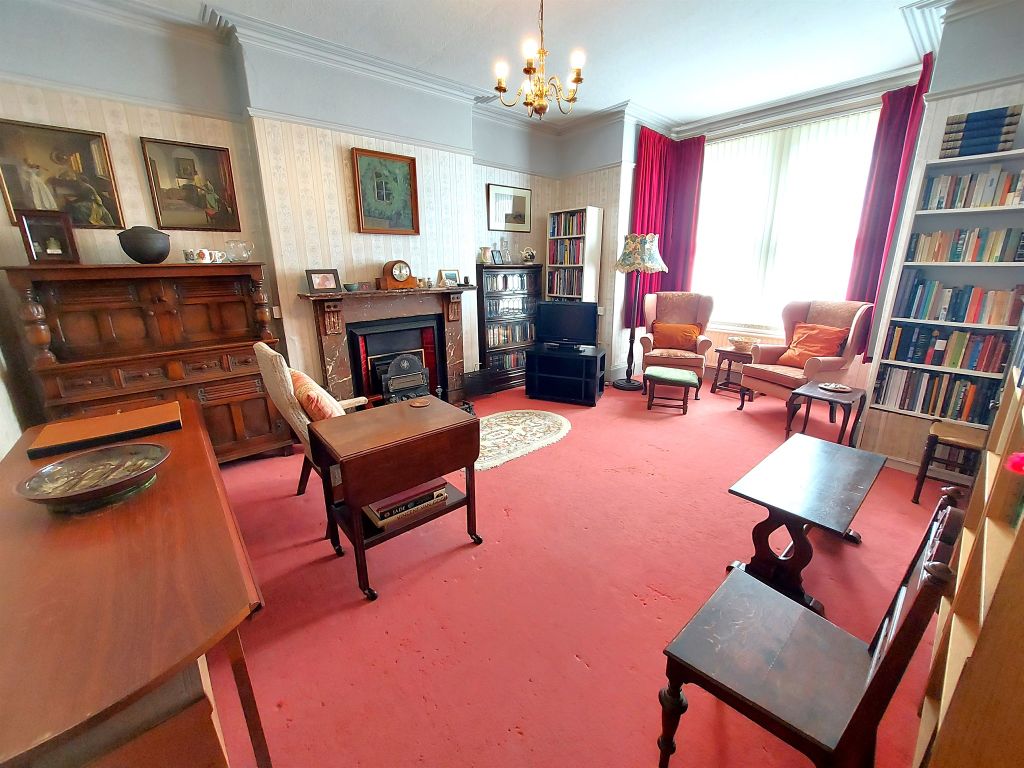 Property photo 2 of 16