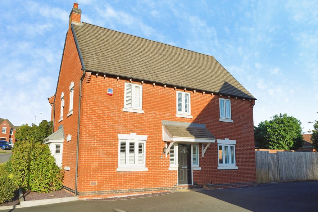 Property photo 1 of 47