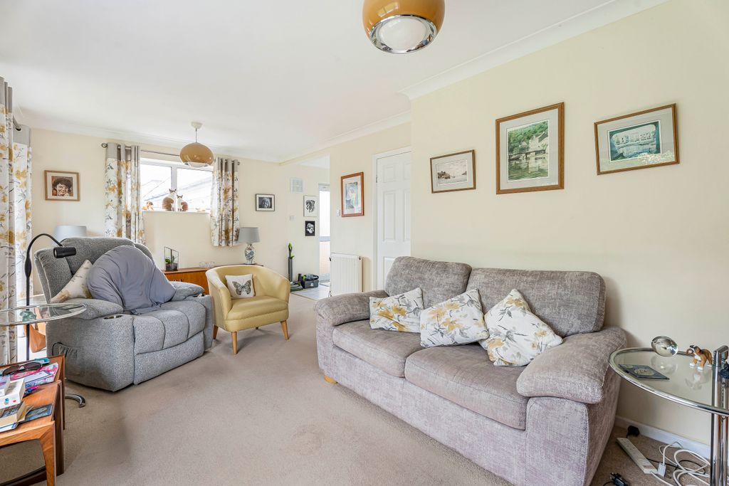 Property photo 3 of 15 Reception