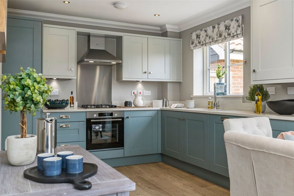 Property photo 2 of 13 Picture 4