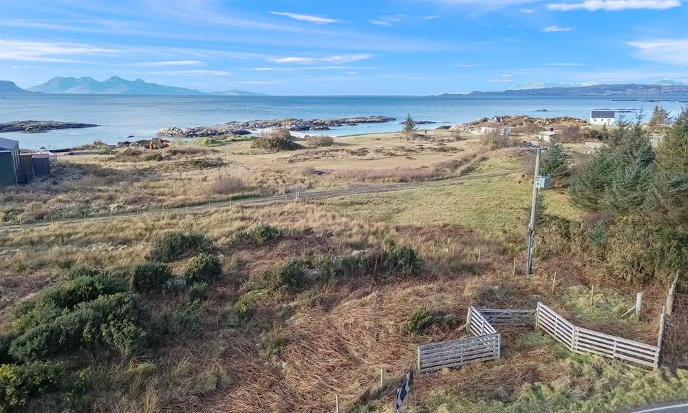 Property photo 3 of 11