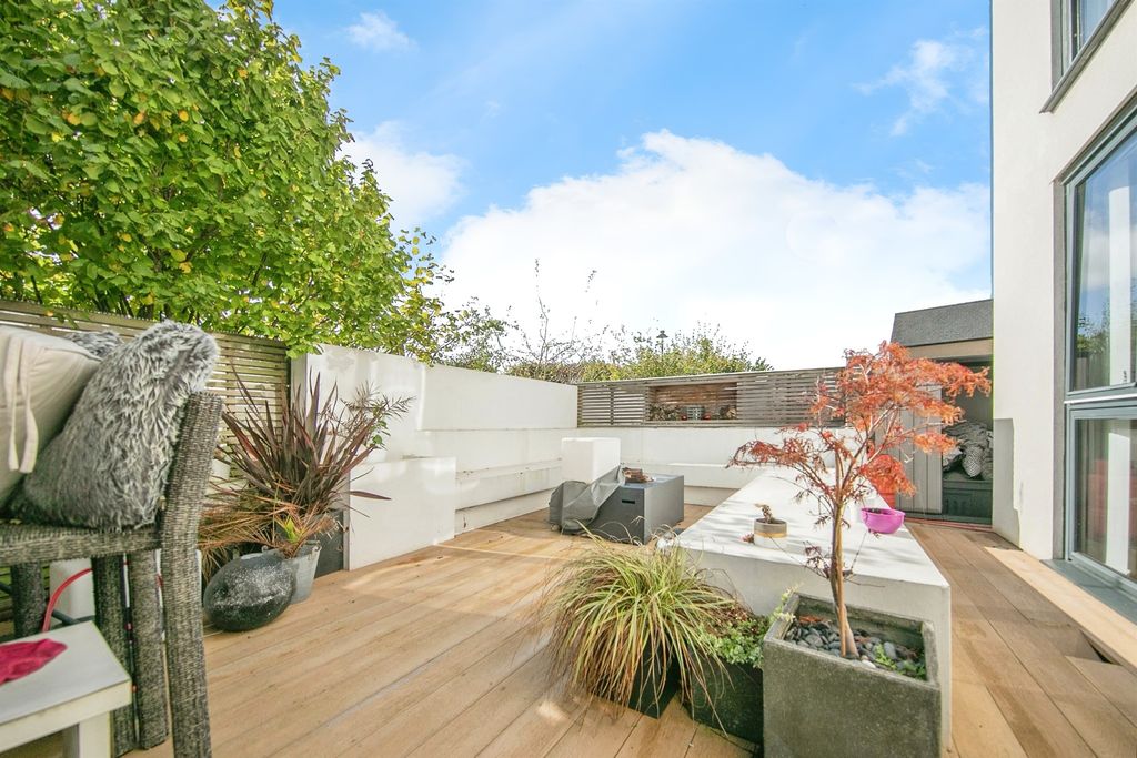 Additional image 21 of 6 bed detached house for saleDunwich Close, Ipswich IP3