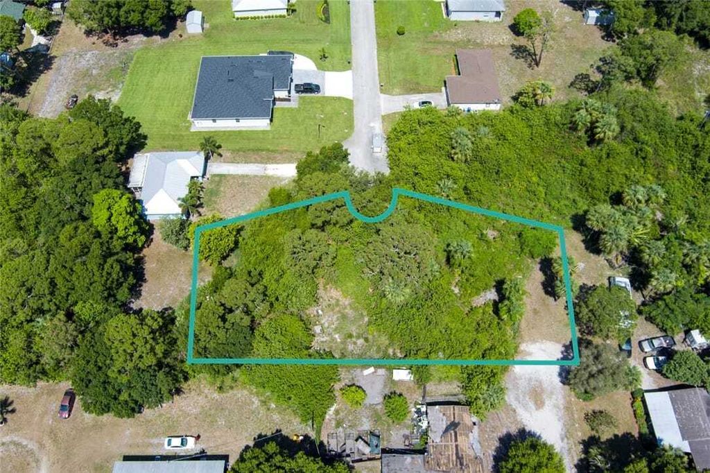 Property photo 1 of 11