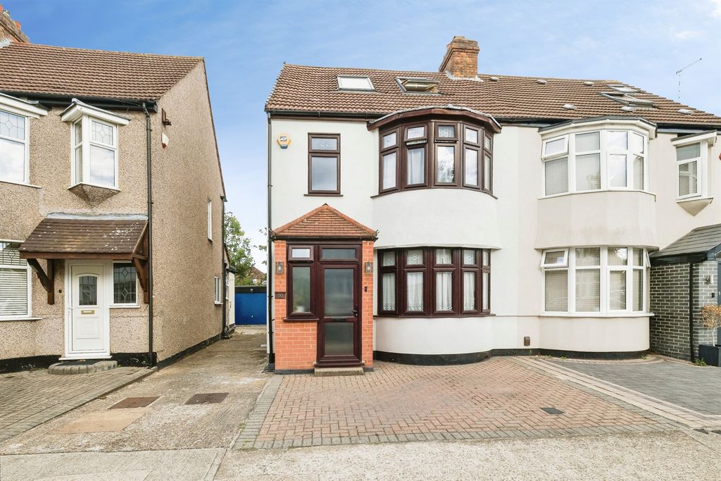 Property photo 1 of 21