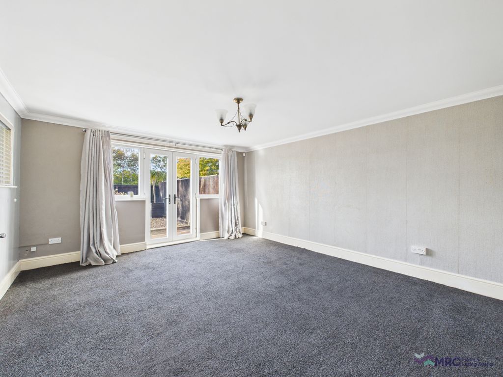 Property photo 3 of 14 Gallery