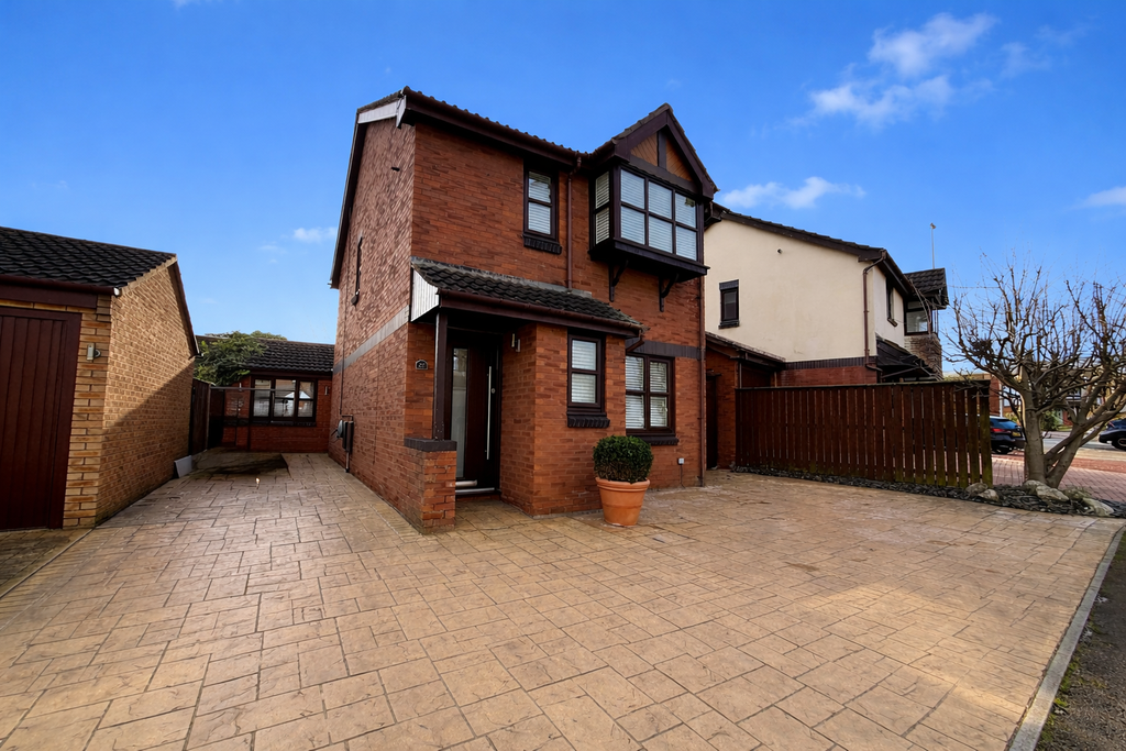 Property photo 1 of 25