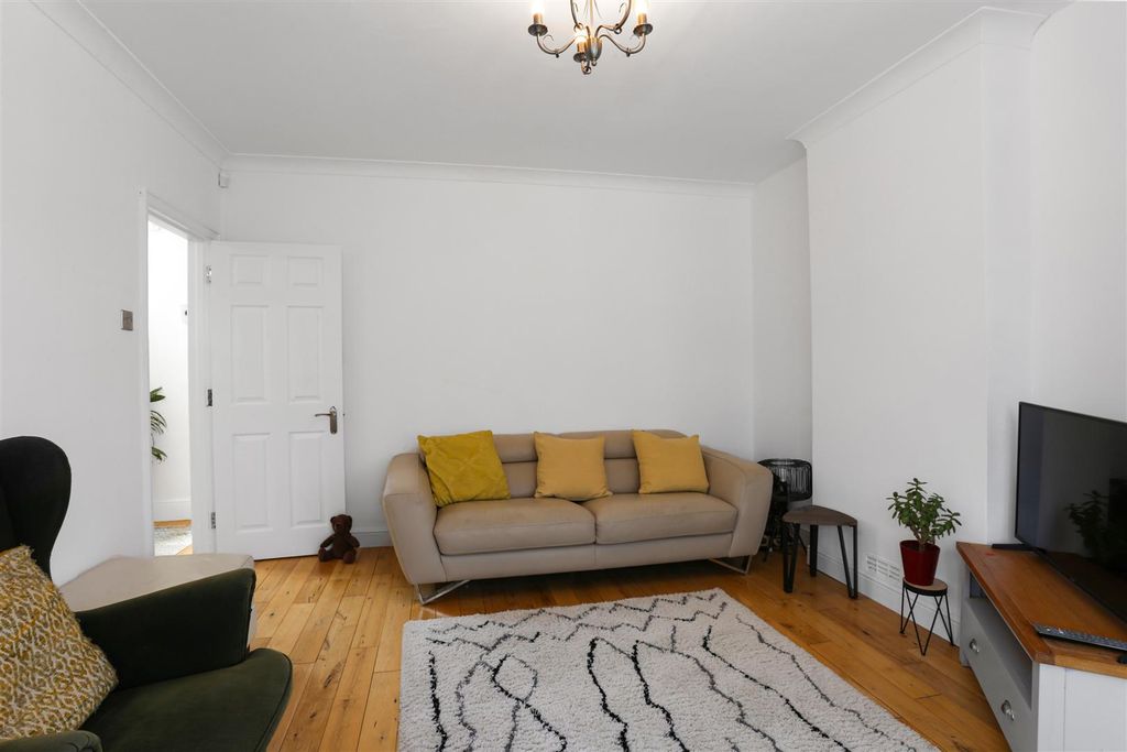 Property photo 3 of 49 1731868817 - 15.Jpg