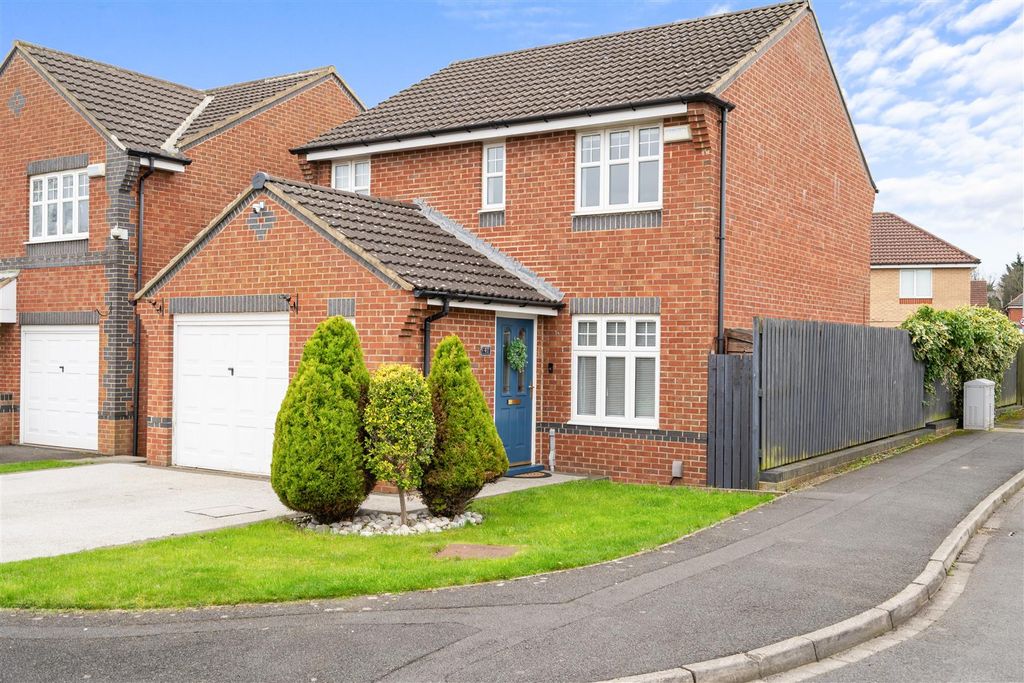 Property photo 1 of 24