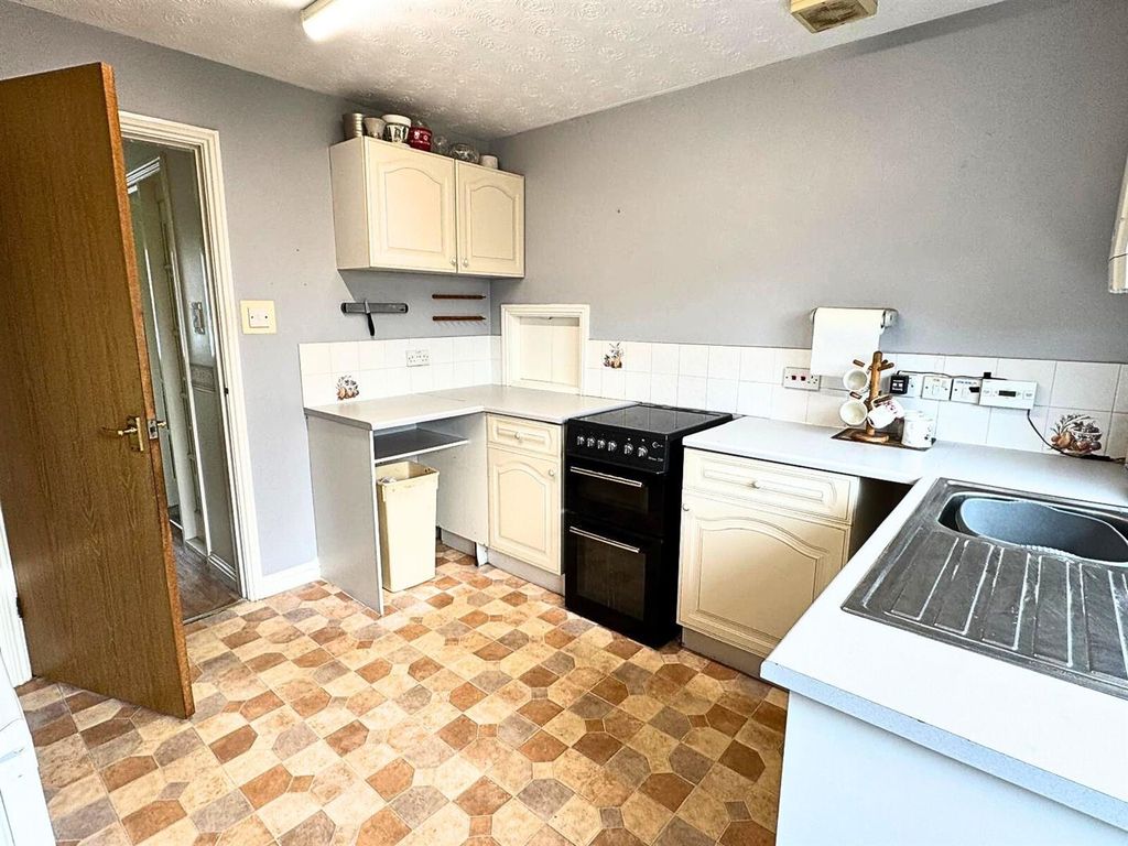 Property photo 3 of 16 Photo-2025-10-31-13-03-34.Jpg