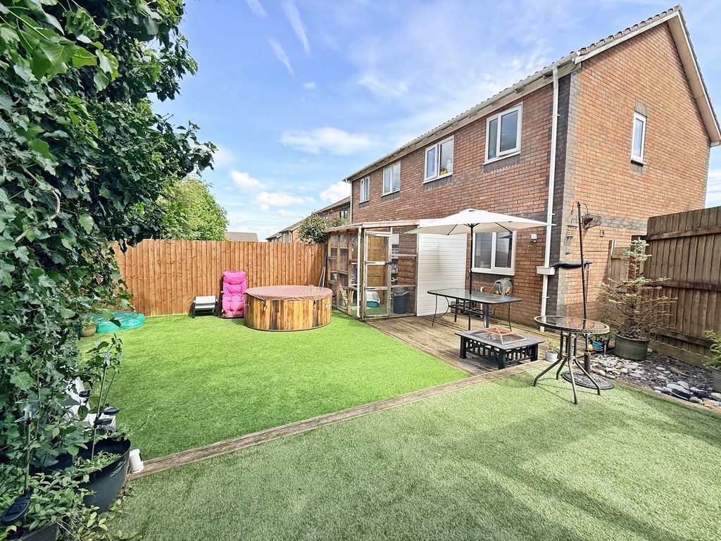 Property photo 3 of 21 Rear Garden