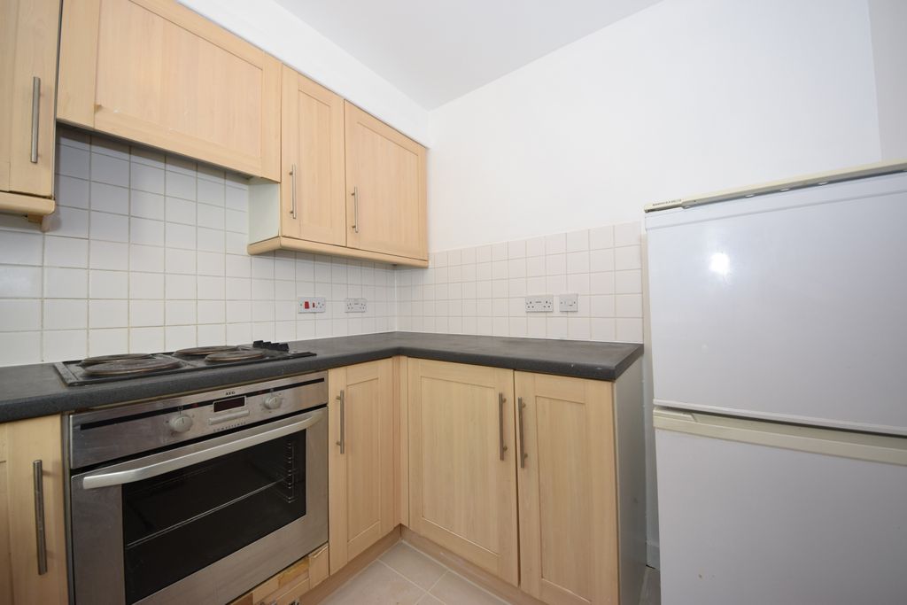 Property photo 2 of 3 Yoxford Court 18  (2)