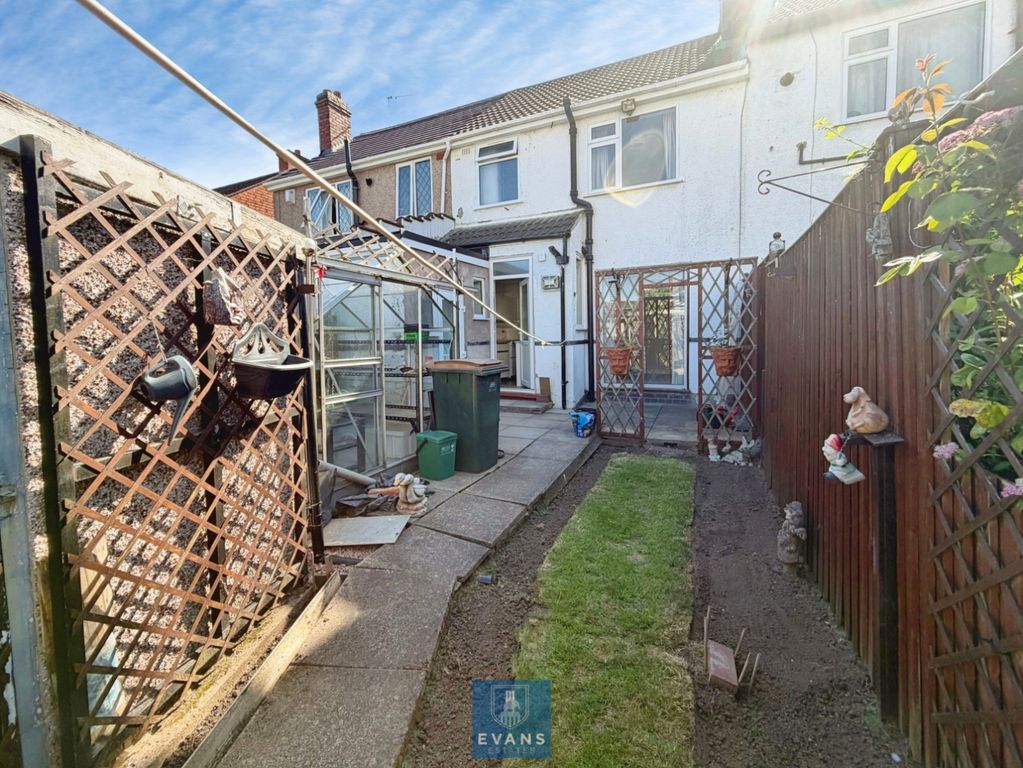 Property photo 3 of 11 Rear