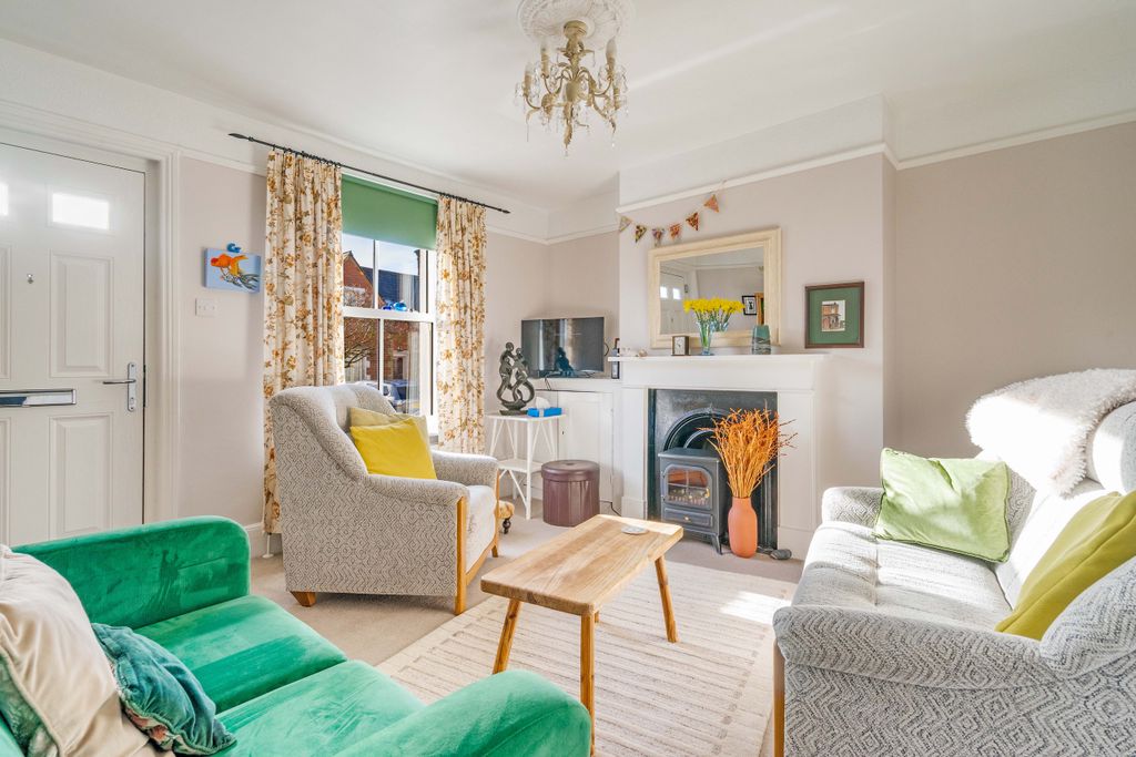 Property photo 2 of 12 Living Room