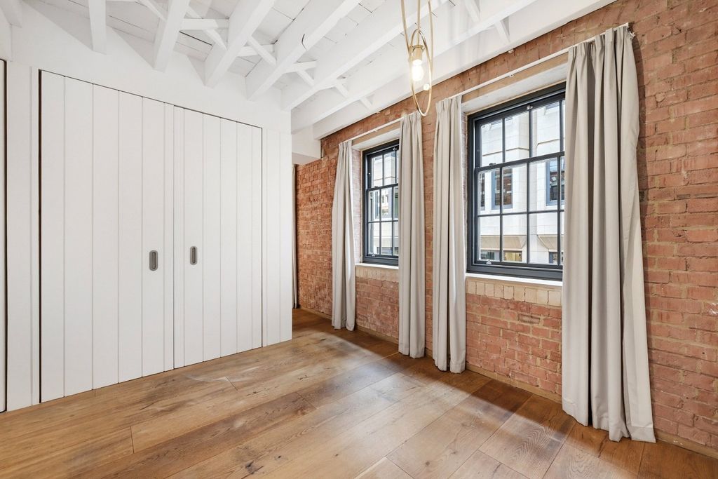 Property photo 3 of 13 Arne Street