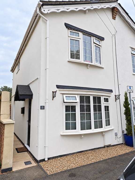 Property photo 1 of 9