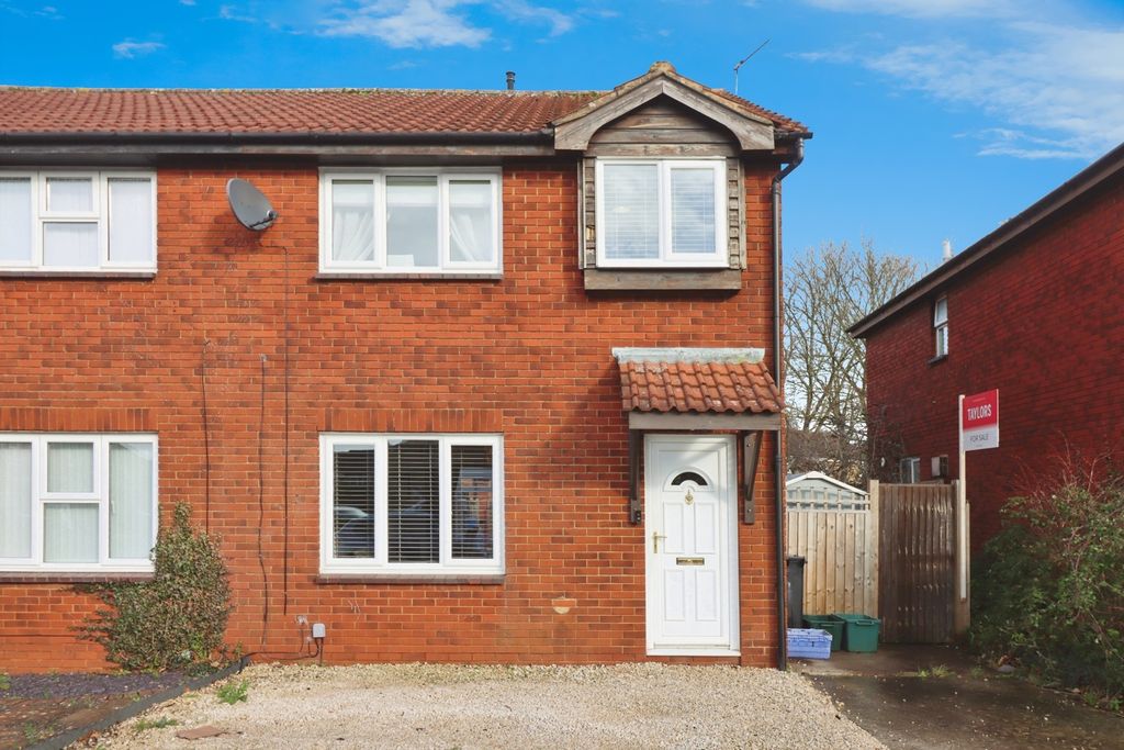 Property photo 1 of 20 Front