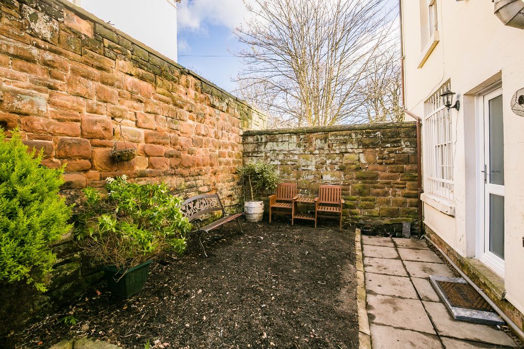 Property photo 3 of 7