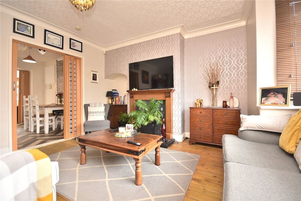Property photo 2 of 18 Picture No. 09