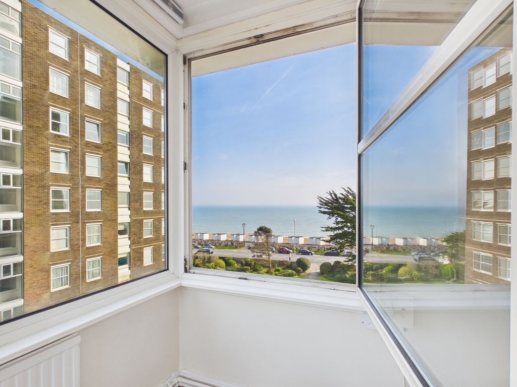 Property photo 2 of 8 Cam03519G0-Pr0497-Still004