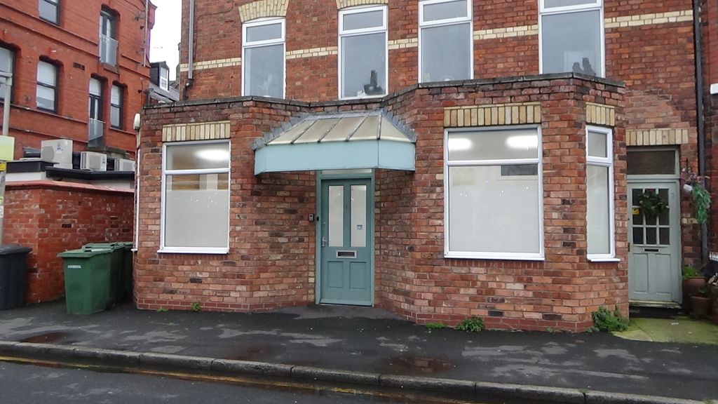 Property photo 1 of 1