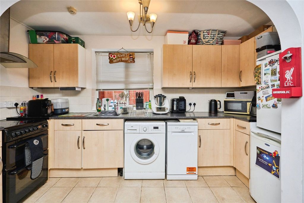 Property photo 3 of 12 Picture No. 12