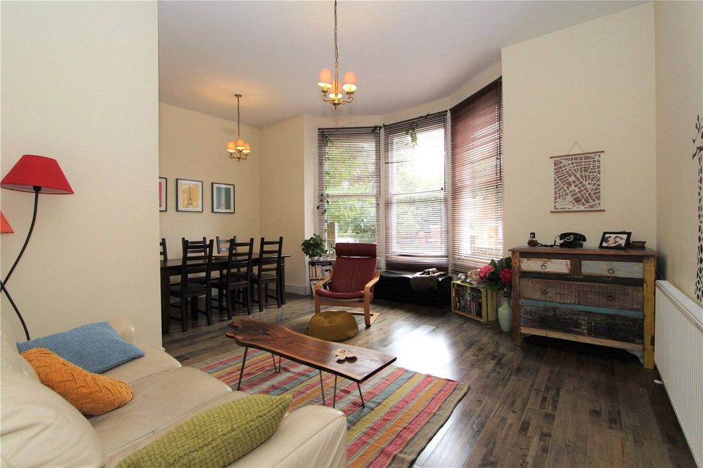 Property photo 1 of 8 Picture No. 07