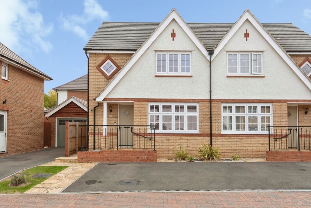 Property photo 1 of 16 Pbox-Img.Jpg