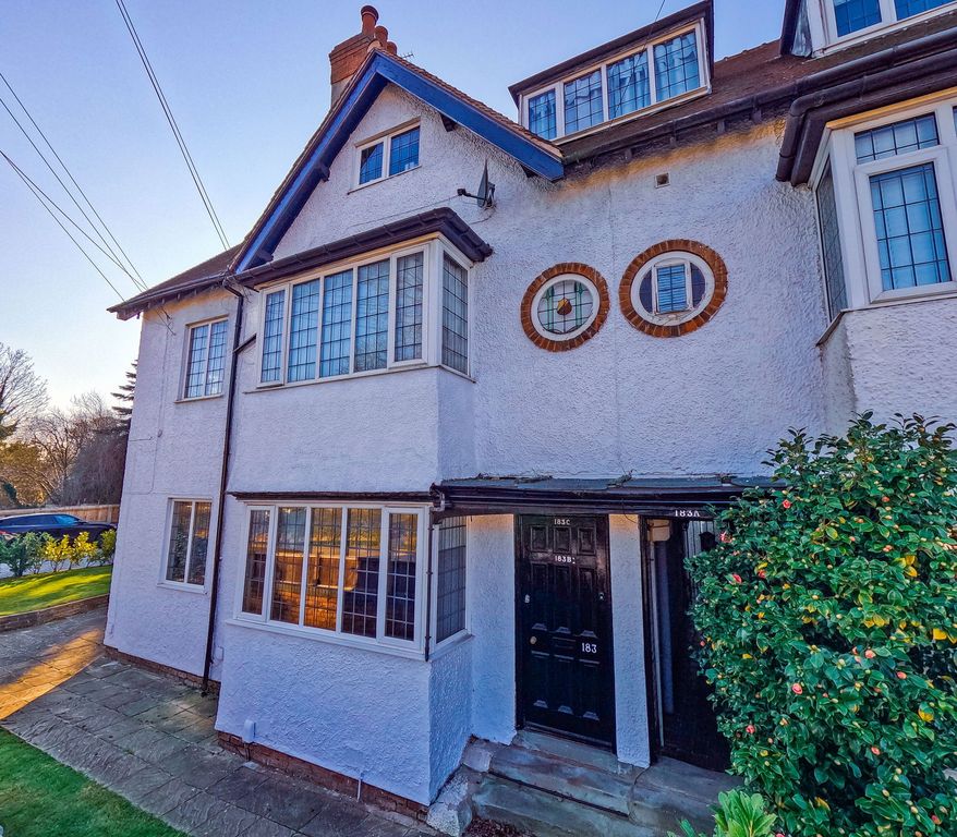 Property photo 2 of 35