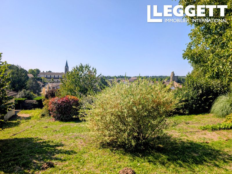 Property photo 2 of 10