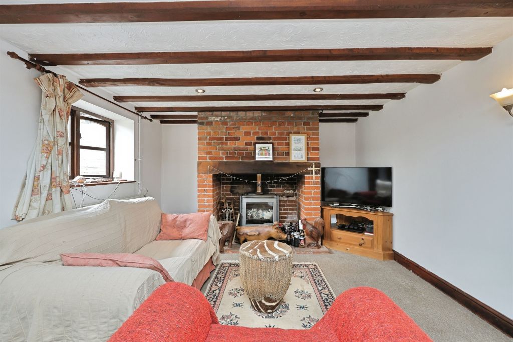 Property photo 2 of 33