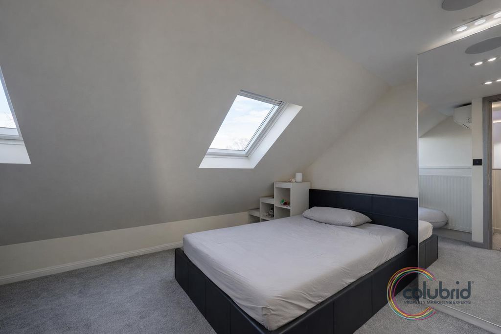 Additional image 16 of 5 bed semi-detached house for saleBlackshots Lane, Grays RM16