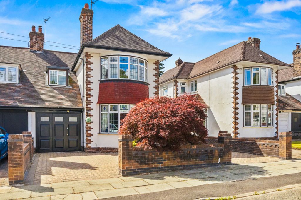 Property photo 1 of 30