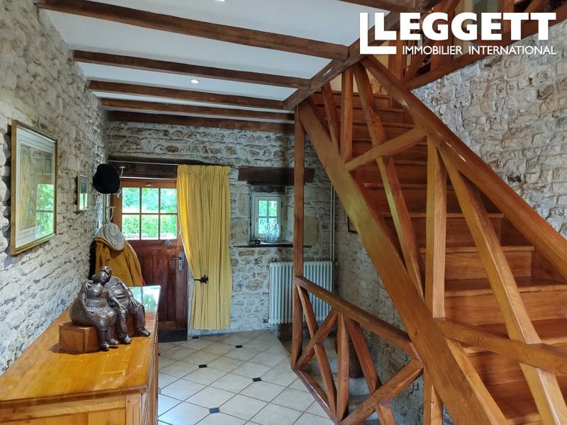 Property photo 3 of 10