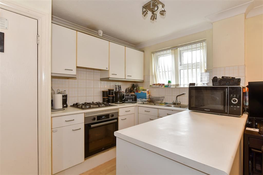 Property photo 2 of 7 Kitchen/Lounge/ Dining Area