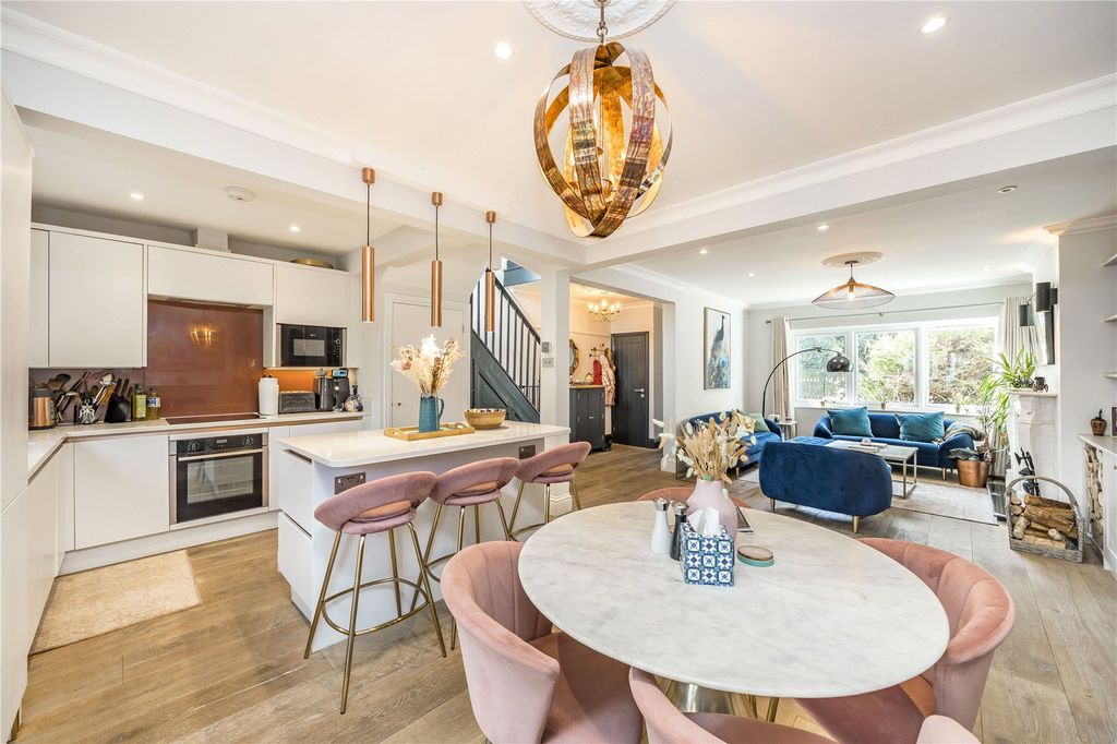 Property photo 2 of 11 Picture No. 09