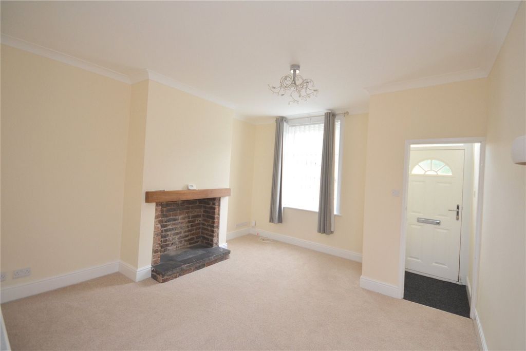 Property photo 2 of 13 Picture No. 02