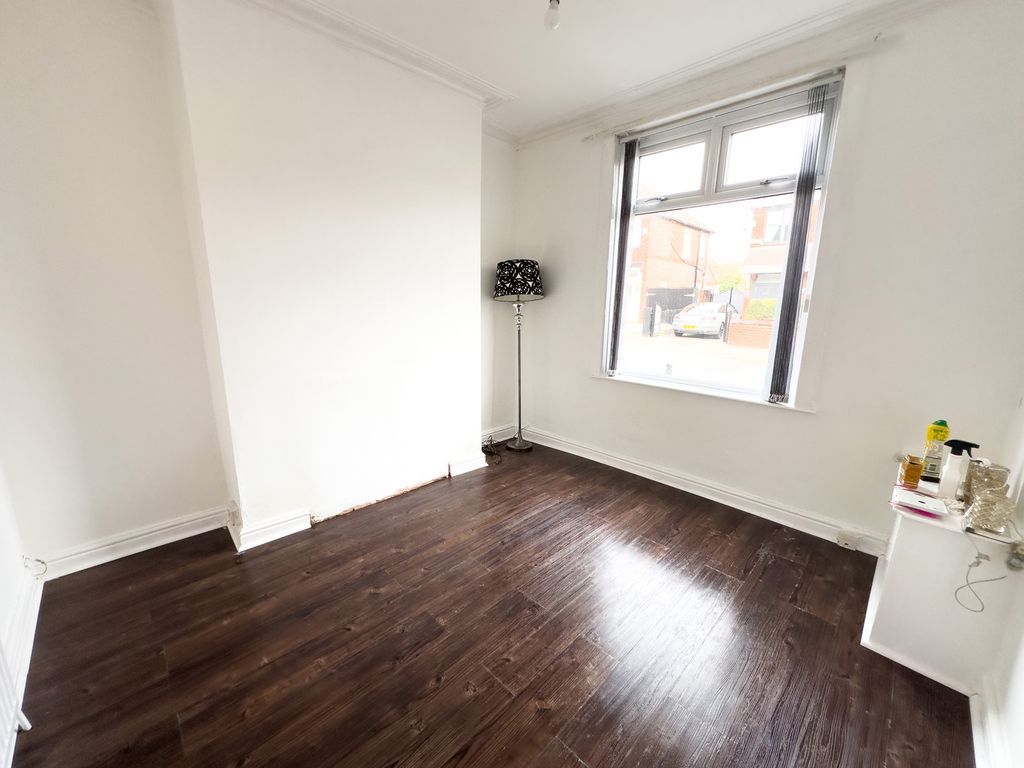 Property photo 3 of 15 Photograph