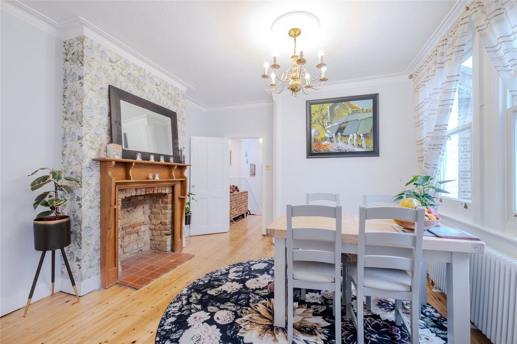 Property photo 3 of 13 Picture No. 17