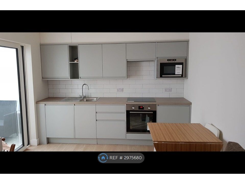 Property photo 1 of 16 Kitchen Dining Area
