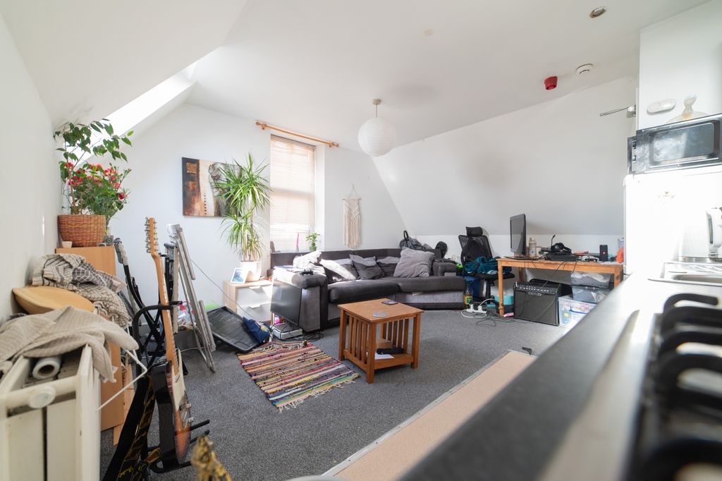 Additional image 8 of 5 bed block of flats for saleNewport Road, Roath CF24