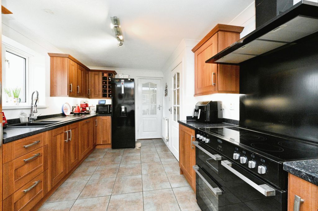 Property photo 2 of 17 Photography