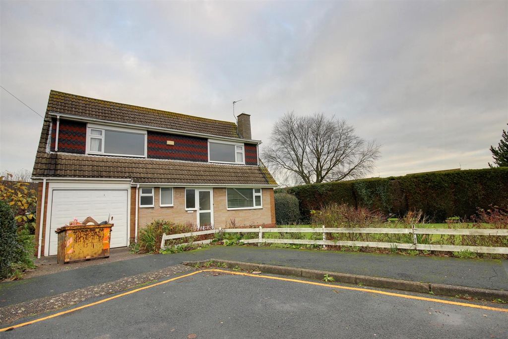 Property photo 2 of 14 Brantingham Close (15).Jpg