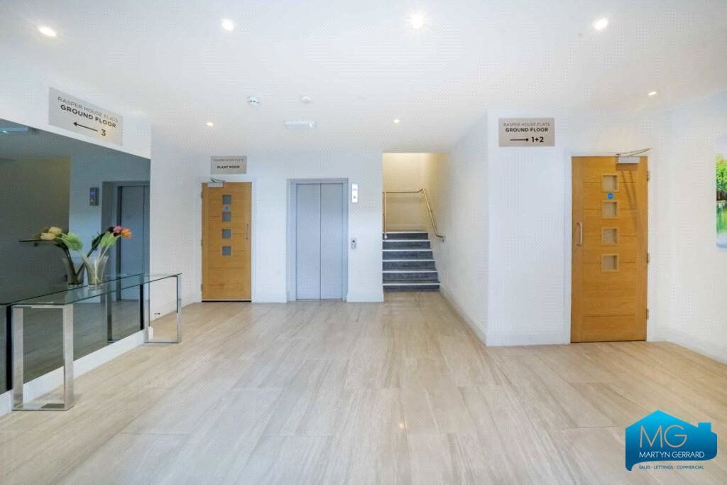 Property photo 2 of 8 Picture No. 14