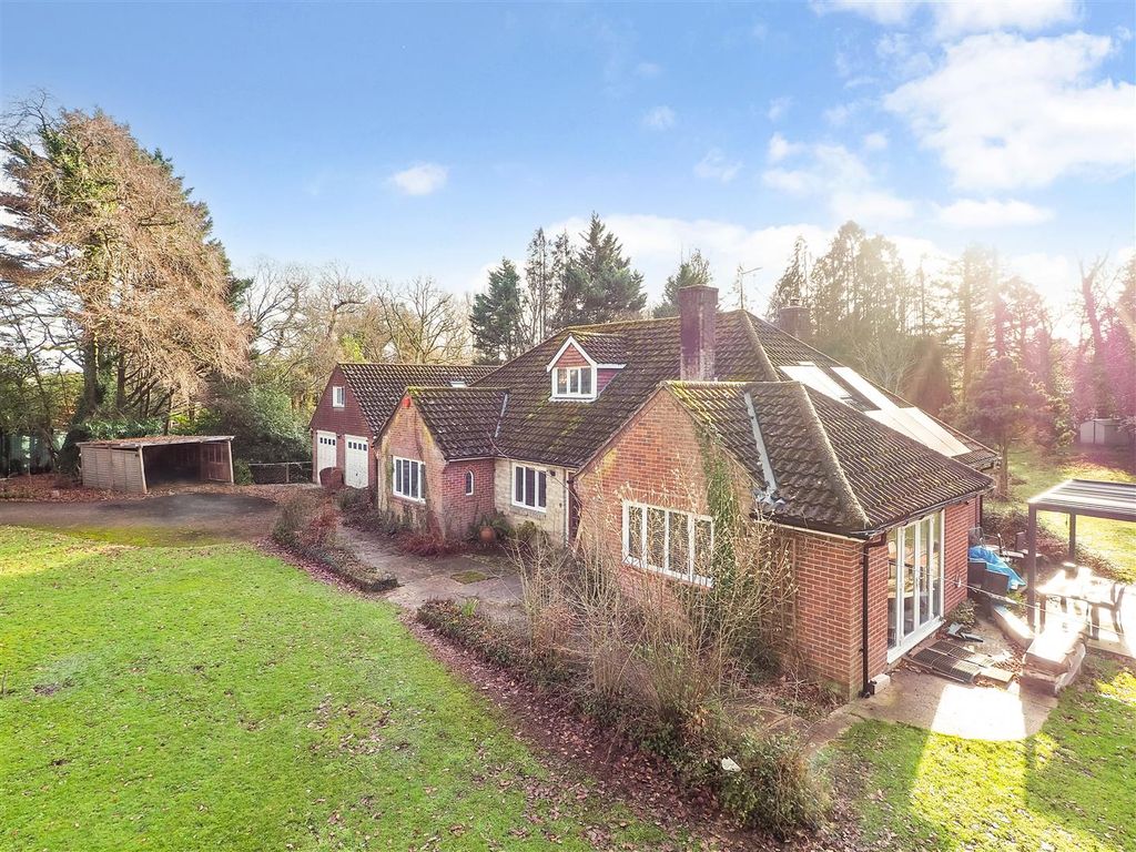 Property photo 2 of 20 Sketch_Ph1_6351941.Jpg