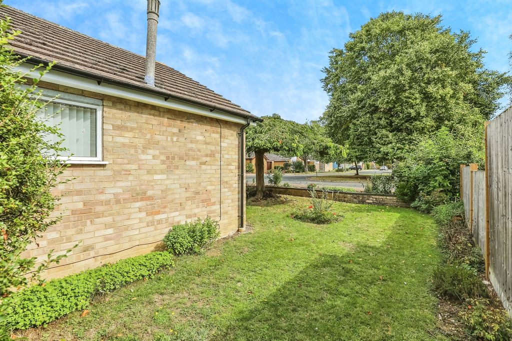 Property photo 2 of 14